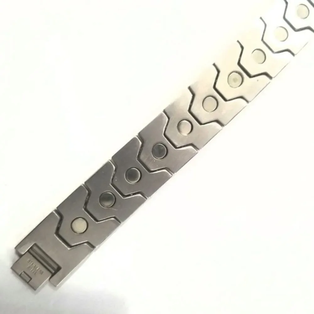 New stainless steel magnetic bracelet‎ 8.5 inches